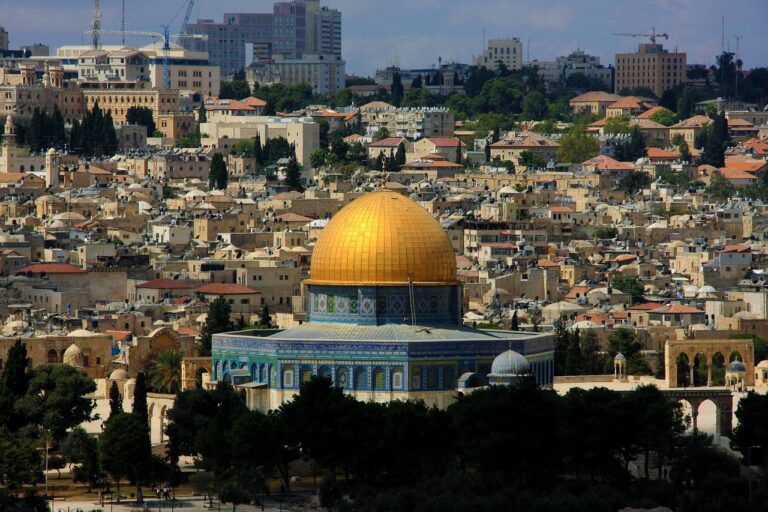L'Importance de la Palestine pour les Musulmans : Spiritualité, Histoire et Solidarité