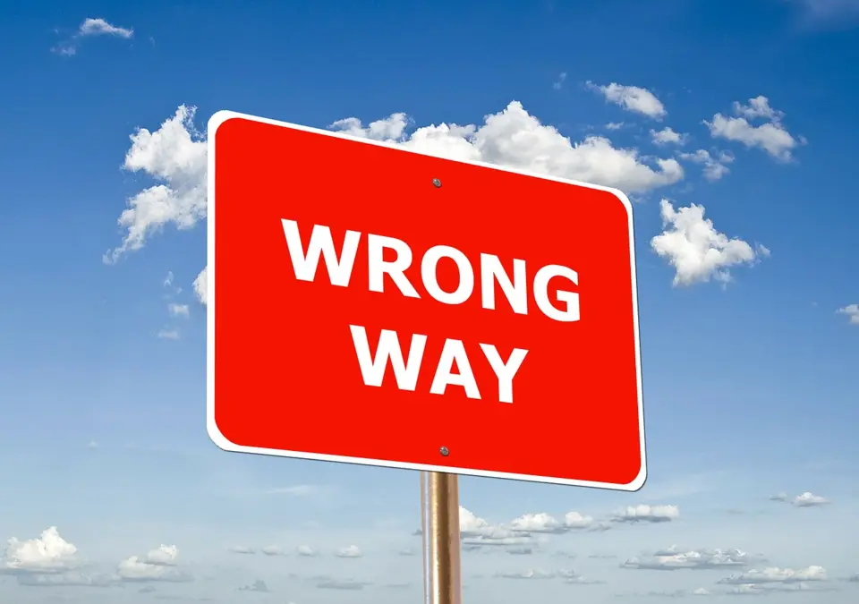 Wrong way sign for learning Arabic
