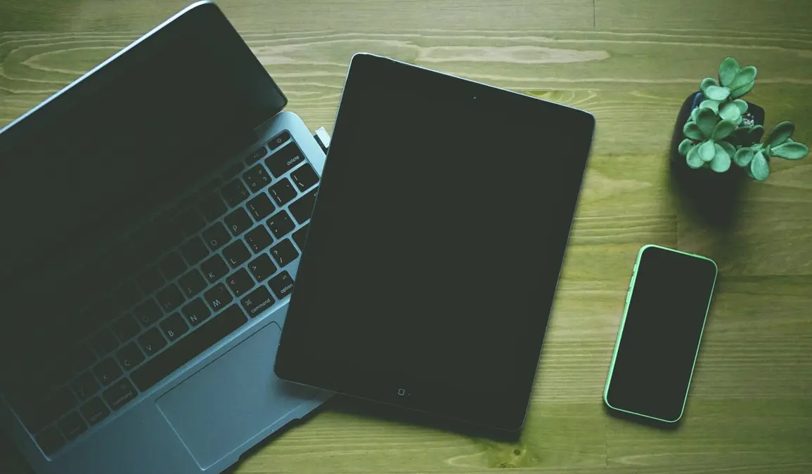 Laptop, tablet, and phone for learning Arabic online