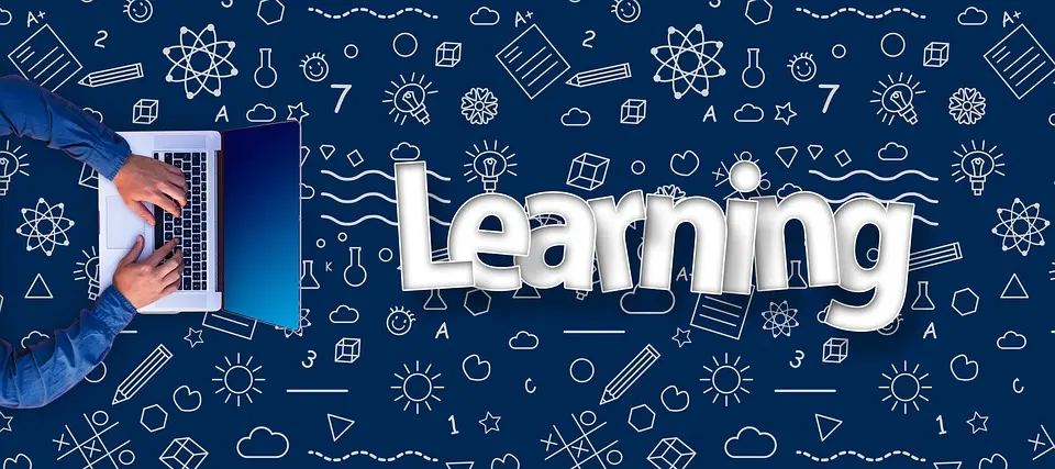Apprentissage en ligne avec tableau interactif bleu