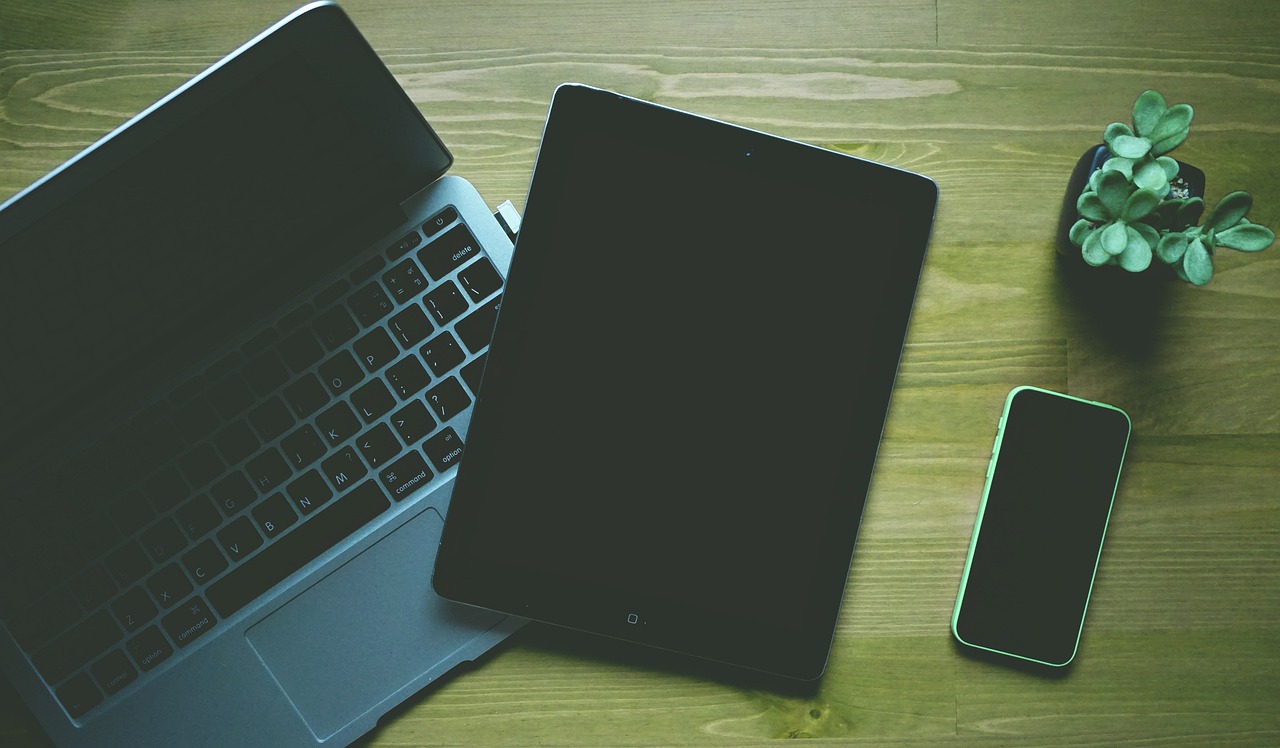 Laptop, tablet, and phone for learning Arabic online